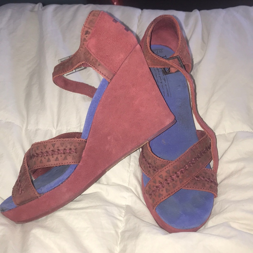 Red Toms wedges
